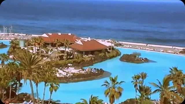 Копия видео "о.Тенерифе. Вид из отеля." смотреть онлайн