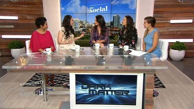 Melissa O'Neil gives us a sneak peek at Dark Matter's upcoming season смотреть онлайн