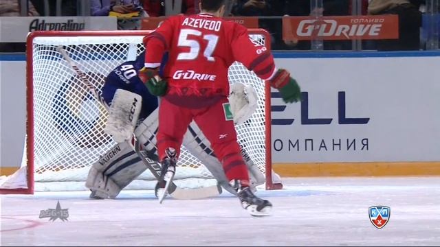 Барсик удивляет публику, выполняя буллит смотреть онлайн