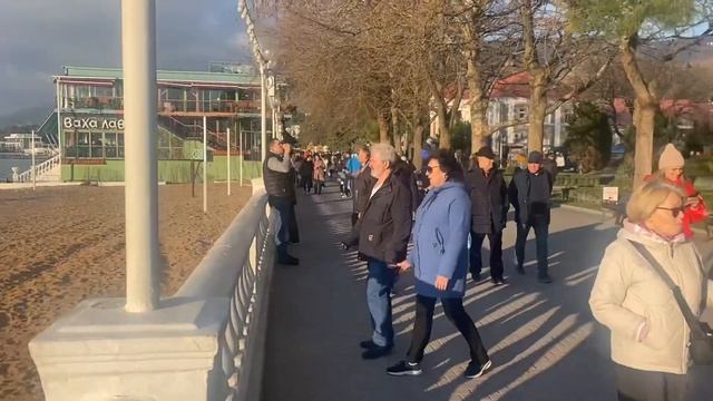 Жара в январе - это Геленджик, детка! смотреть онлайн
