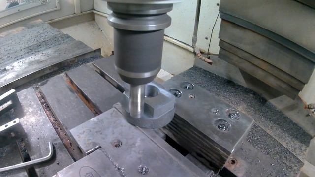 Изготовление корпуса фильера для правильно-отрезного станка на ЗАВОДЕ АРМИКОН смотреть онлайн