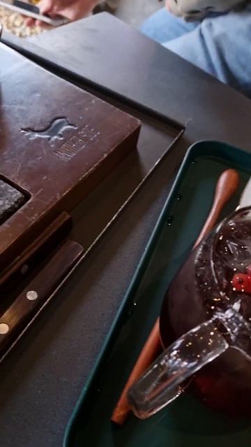 Название кафе 어나더사이드 #жизньвкорее#влоги#koreavlog#koreatravel#seoul #internationalcouple#국제부부 смотреть онлайн