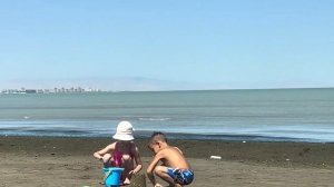 БАКУ.КАСПИЙСКОЕ МОРЕ.ОТДЫХ НА ПЛЯЖЕ#azerbaycan#baku#travelvlog#yummyfood#tasty#vlog#