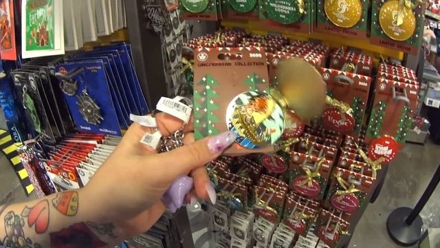 DISNEY CHARACTER WAREHOUSE OUTLET SHOPPING [1/28/21] смотреть онлайн