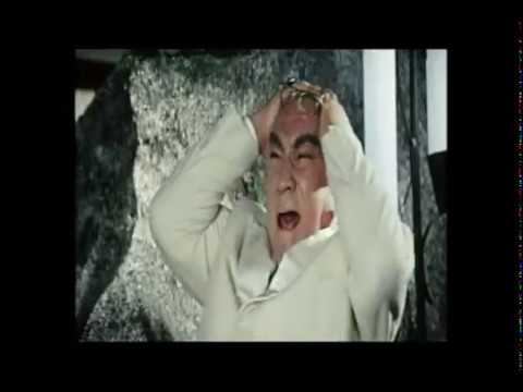 Семен Семеныч рубит метал("Бриллиантовая Рука") смотреть онлайн