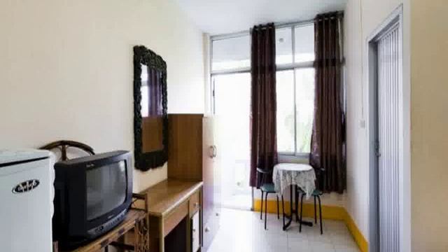 Таиланд, Пхукет, Карон Бич - Kangaroo Guesthouse смотреть онлайн