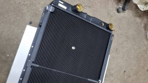 Чёрный радиатор на УАЗ Патриот с АКПП,