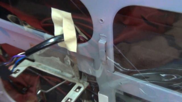 Ferrari Mondial QV 1985, Interior door release replacement. смотреть онлайн
