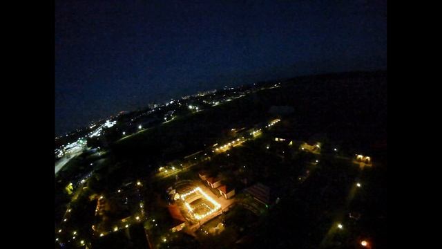 Ресторан «Чабаны» ночью | DJI Digital FPV at night смотреть онлайн