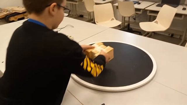 Робокоманда. "Робот Робофинист 2022" смотреть онлайн