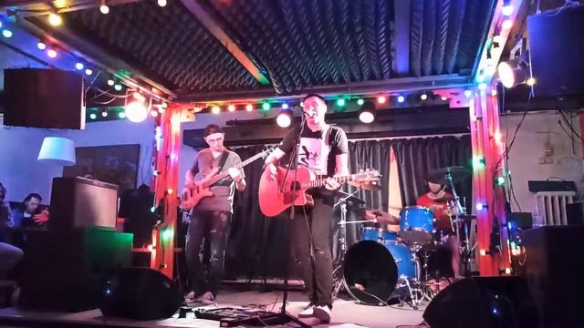 Четыре Квартала - Пепел и дым смотреть онлайн