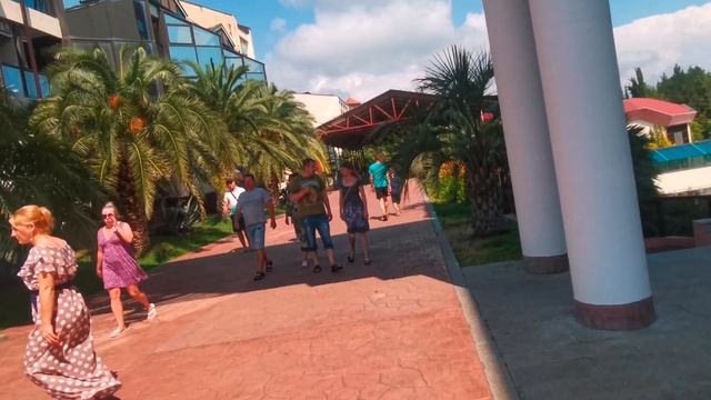 Переезд в пансионат, на море день 2. смотреть онлайн