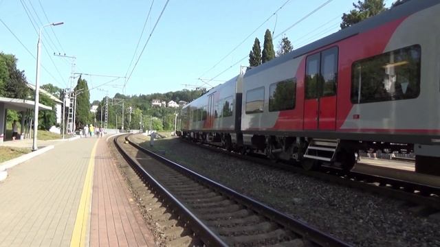Электропоезда Ласточка ЭС1-018-ЭС1-026 с маршрутом Туапсе-Имеретинский курорт (Олимпийский парк) смотреть онлайн