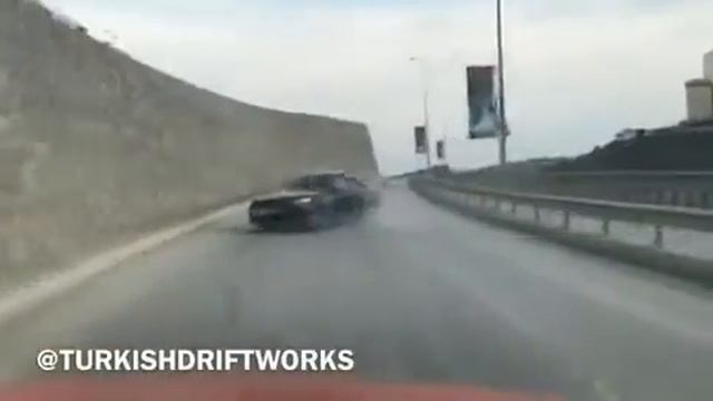 M5 раздает боком