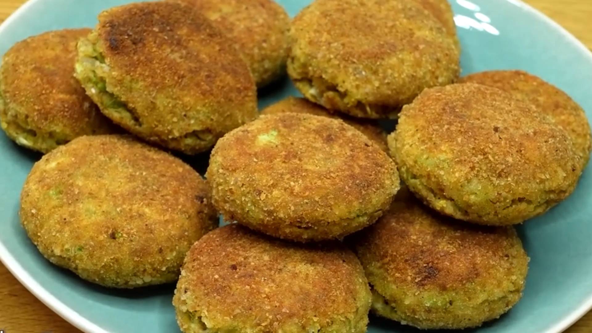 Капустные котлеты со сливочным соусом смотреть онлайн