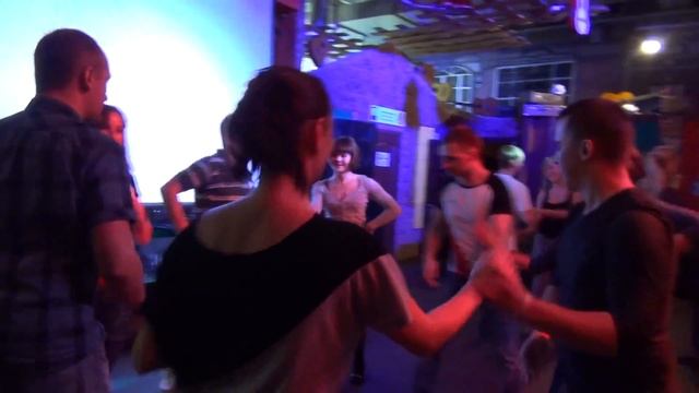Сальса вечеринка от Chilli Dance Studio 20.10.2013 руэда смотреть онлайн