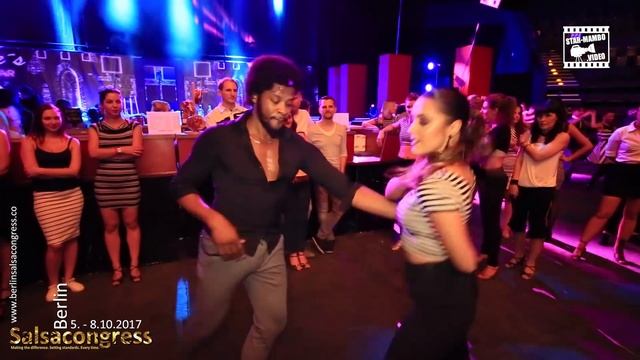 Terry SalsAlianza & Hande Atalay - Social Dancing @ Berlin Salsa Congress 2017