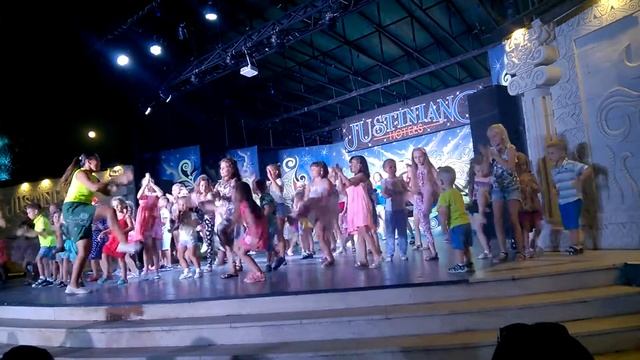 JUSTINIANO CLUB PARK CONTI 5* МИНИ ДИСКО 2018 г. смотреть онлайн