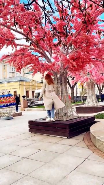 О, я красивая девочка же 😅 Просто весна 😍 просто кровь бурлит 🥰 просто любовь к себе 🥰 смотреть онлайн