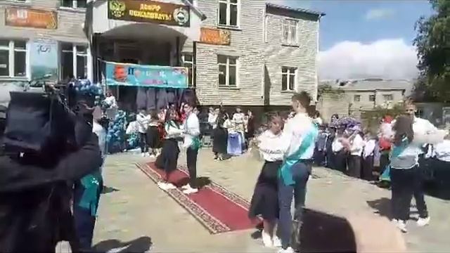 Вот и прозвучал последнй звонок... смотреть онлайн