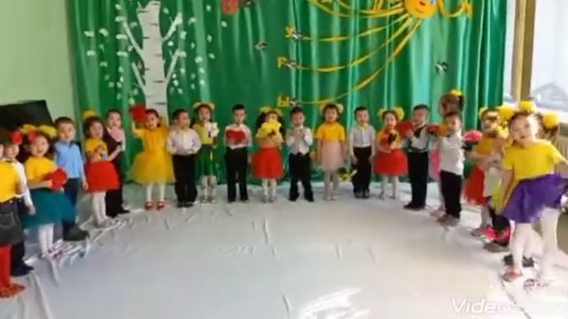8 наурыз "Еркежан" тобы. My dear, dear mummy, I love you very much смотреть онлайн