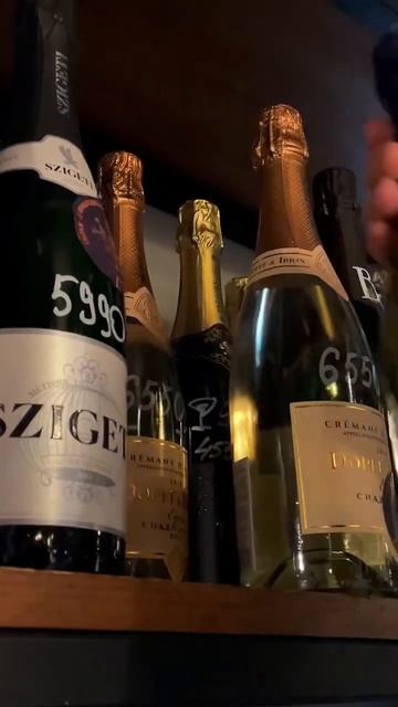 🍾Новые завтраки с игристым! 🥂 Полный пост в закрепленном комментарии! #затвраки #москва #фудблог смотреть онлайн