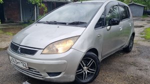 Mitsubishi Colt 2003г 1.3г CVT