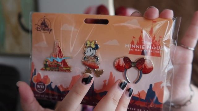 Minnie Mouse the Main Attraction (September) - Shop Disney UK смотреть онлайн