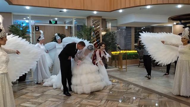 Кыз Кербез бийчилер тобу сопровождение молодоженов, жар жар смотреть онлайн