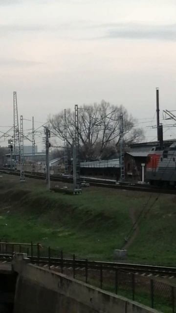 Электровоз ЭП1М 739 с поездом №304М Москва-Имеритинский курорт (Олимпийский парк). смотреть онлайн