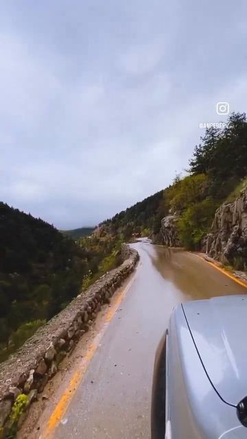 Одна из самых красивых горных дорог Крыма⛰️ смотреть онлайн