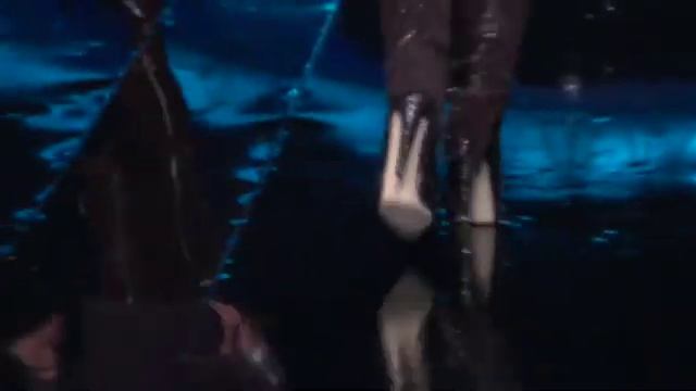 Karl Lagerfeld AW10-11 - Videofashion Daily