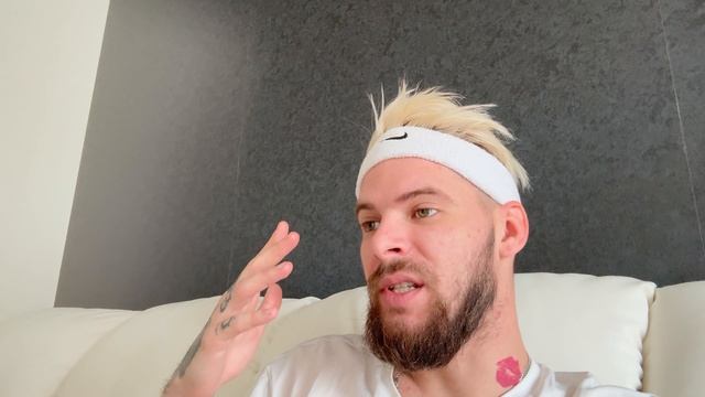 ЛЖИВЫЙ НАРКО-ФЮРРЕР БУДЕТ СДАВАТЬ УКРАИНУ 🇺🇦 и БЕЖАТЬ ! 25.04.2025 смотреть онлайн