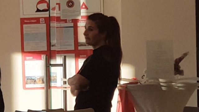 Сервитьорка в 4**** spa hotel Royal Grand Hotel and Spa - Каварна(2) смотреть онлайн