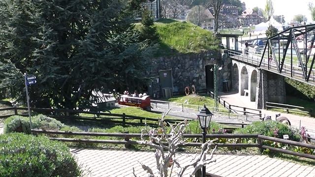 Миниатюрные поезда в Швейцарии смотреть онлайн