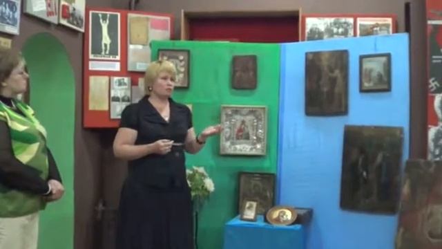 Виставка ікон в Білокуракинському музеї, 18.05.2012 смотреть онлайн