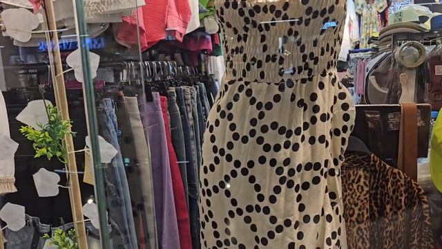 Площадь СОХО, SOHO MALL смотреть онлайн