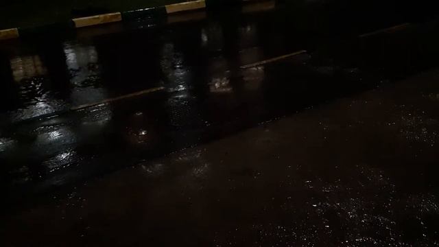 Звук дождя. Ливень. смотреть онлайн