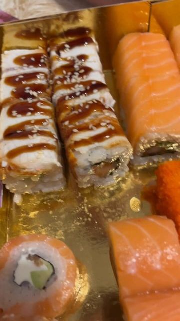 Много лосося #роллы #2024 #music #beach #love #travel #питер #2024 #automobile смотреть онлайн