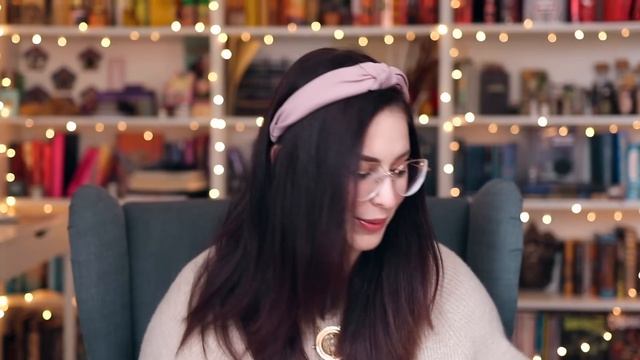 WEASLEYS EDITION: HIGH STREET OWL HARRY POTTER BOX MAY 2019 | Book Roast