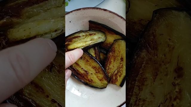 Баклажановая паста с чесноком и кинзой ифь-ифь-ифь Фкусно!