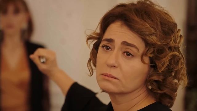 Госпожа Фазилет и её дочери 84 Серия (Русская озвучка) смотреть онлайн