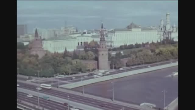 Михаил Ножкин - Моя Москва (Дорогая моя столица, золотая моя Москва) - Песни военных лет смотреть онлайн