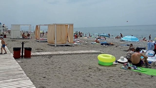 Горный воздух Лоо. Подбила себе глаз. Река. Пляж смотреть онлайн