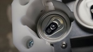 Высокоскоростная лазерная маркировка алюминиевых банок (80 тыс. в час)