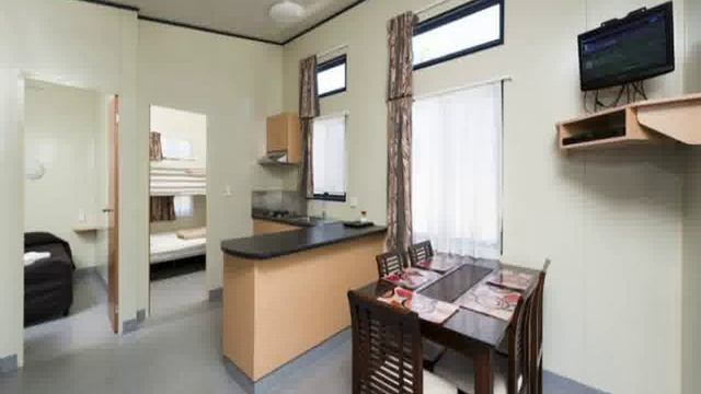 Туризм, Австралия, Квинсленд, Tewantin - Noosa Caravan Park смотреть онлайн