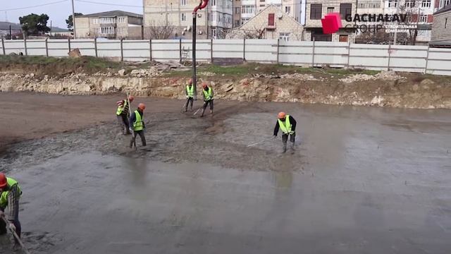 Жители 4го корпуса теперь на шаг ближе к своим квартирам! смотреть онлайн