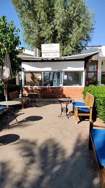 Ghazala Beach *4. Шарм-эль-шейх.Египет.Пивной ларек между пляжем и главным рестораном!!!! смотреть онлайн