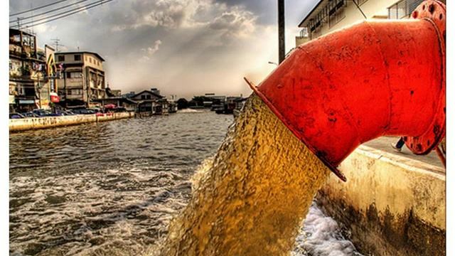 Toxic Household Products - Top 3 List of Dangerous Chemicals in Your Laundry Room смотреть онлайн