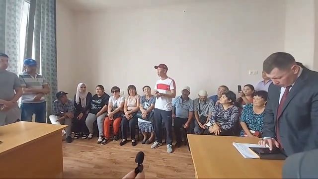 Абай облысының әкімі Жарқын ауылына жол мәселесі туралы берген уәдесі орындалама? Уәде- құдай сөзі! смотреть онлайн